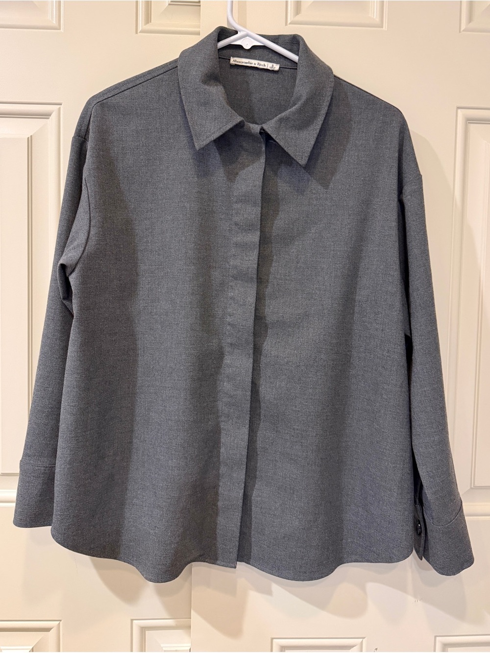 Abercrombie & Fitch womens Gray Button-Down Casual Shirt